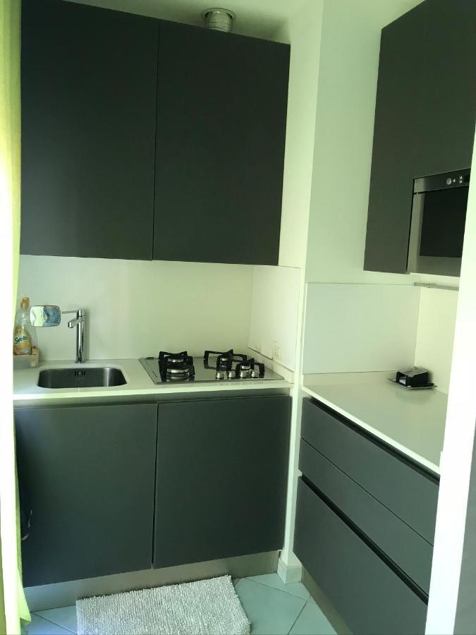 Dedelollo's Apartment